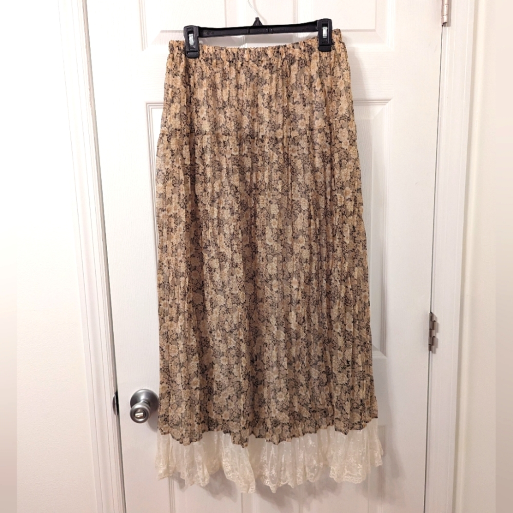 T & Company Floral Lace Grunge Maxi Skirt Size 12